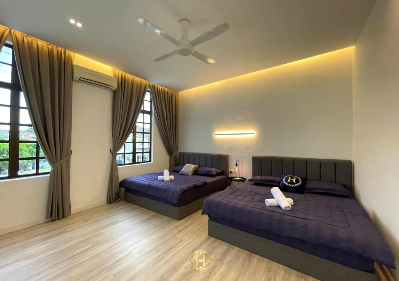 Villa The Luxurious 168 Cruise, Melaka